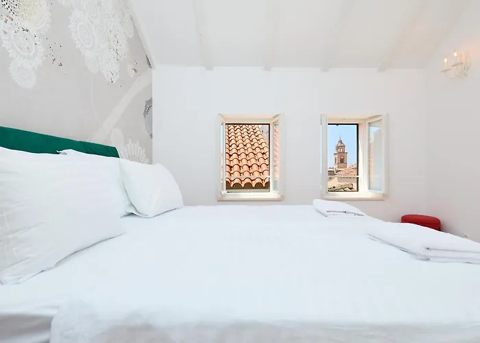 Karma Suites By Dominium